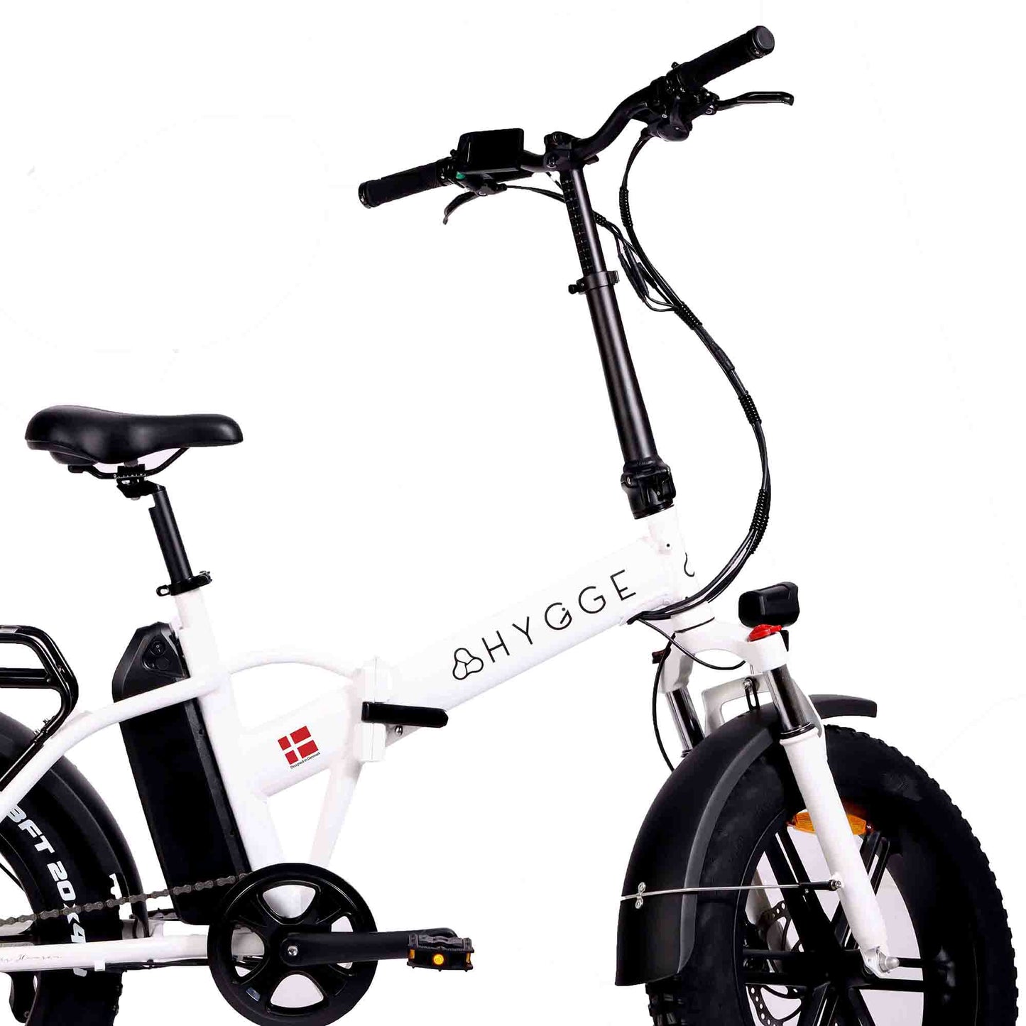 Hygge Vester Electric Bike Heron White Front Tyre View
