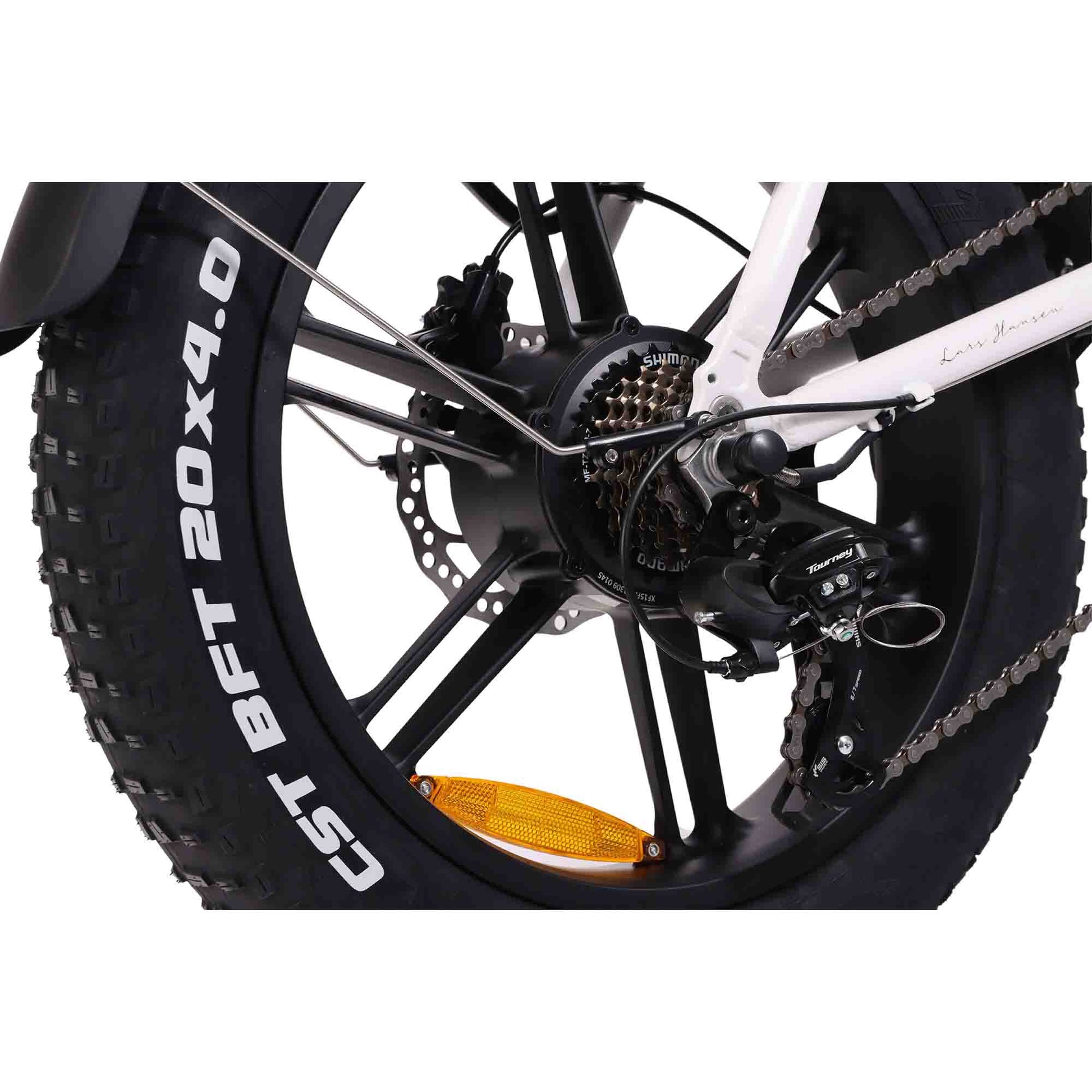 Hygge Vester Electric Bike Heron White Back Tyre