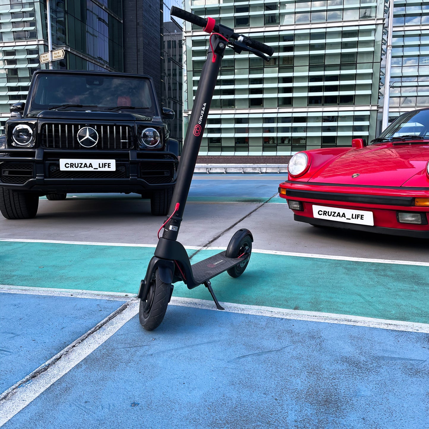 Cruzaa Commuta Electric Scooter 45km Range Foldable Parked