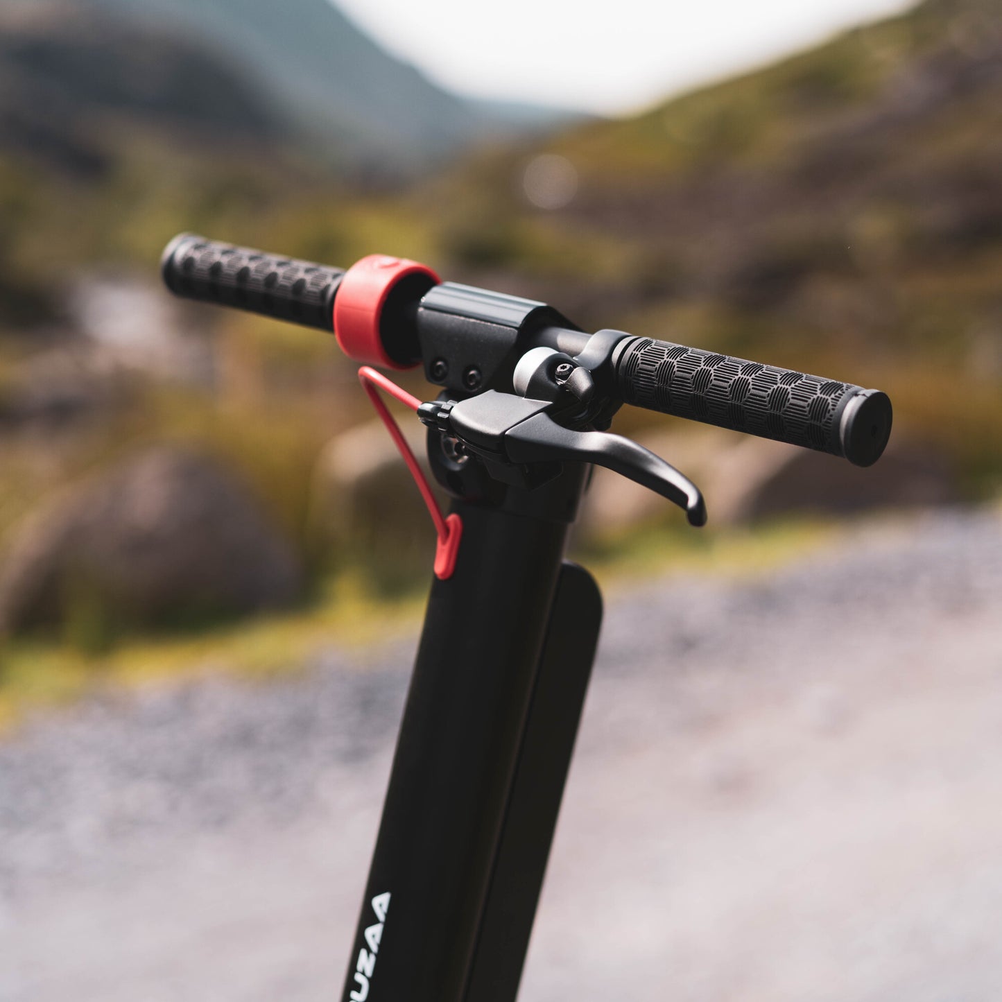 Cruzaa Commuta Electric Scooter 45km Range Foldable Handles