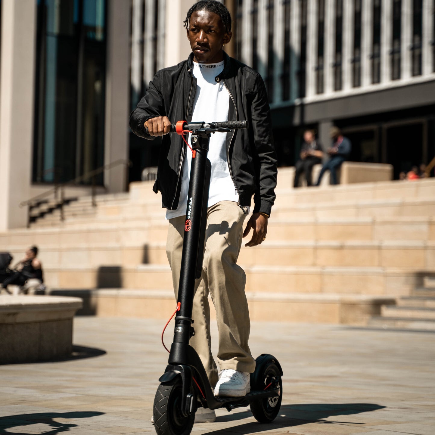 Cruzaa Commuta Electric Scooter 45km Range Foldable Foot On Deck