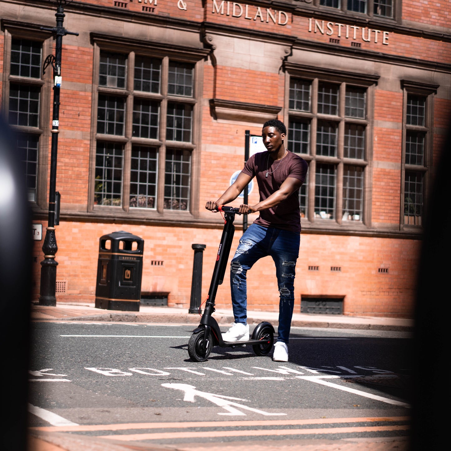 Cruzaa Commuta Electric Scooter 45km Range Foldable Institute 1