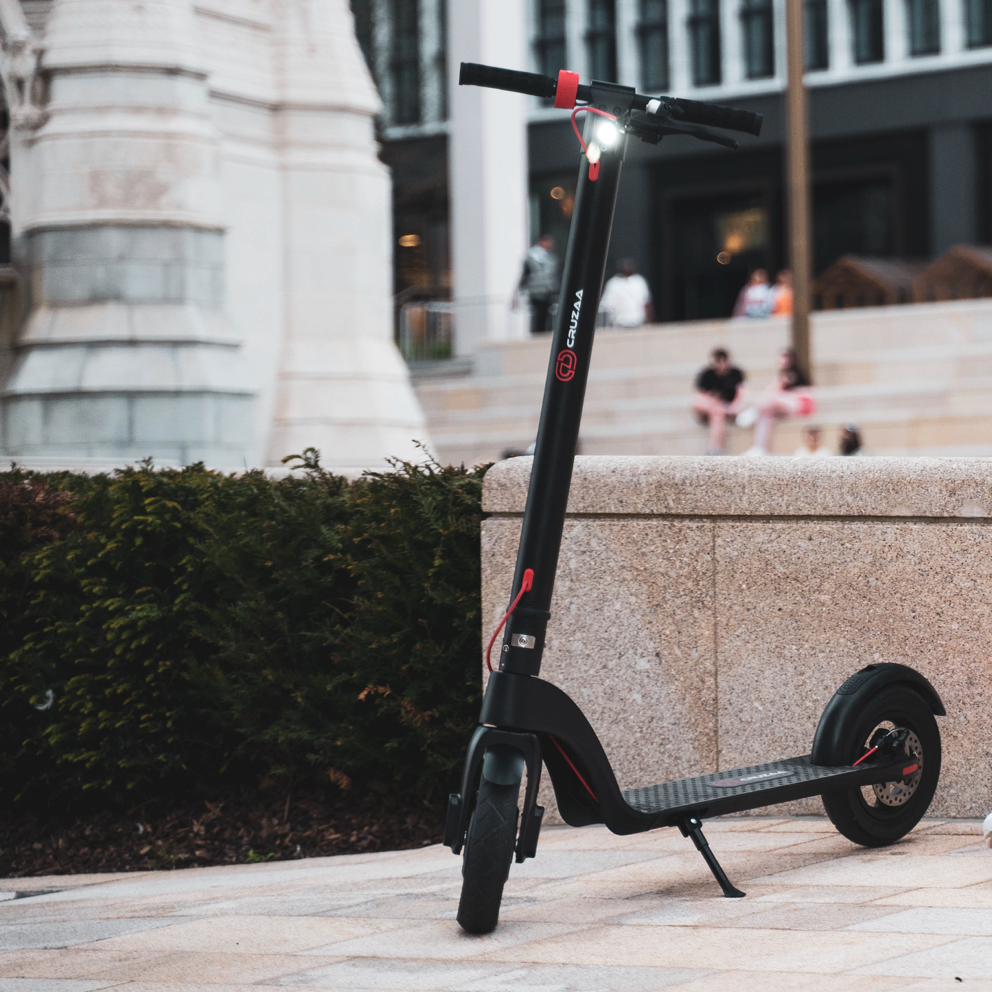 Cruzaa Commuta Electric Scooter 45km Range Foldable Park And Light
