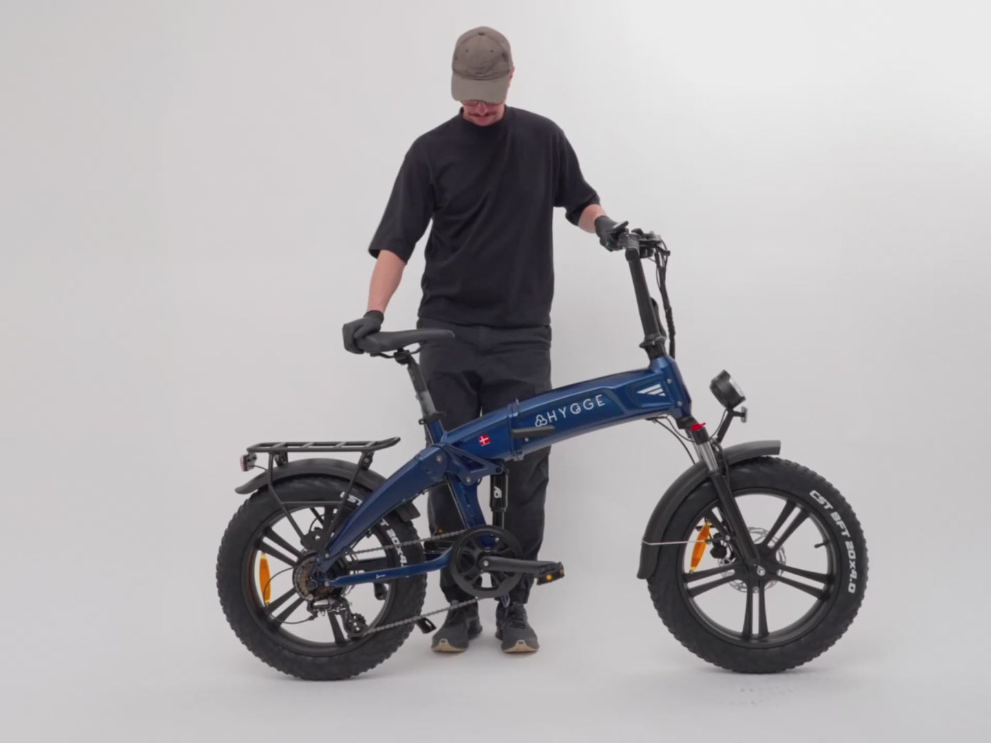 Load video: hygge soro electric bike folding video technique